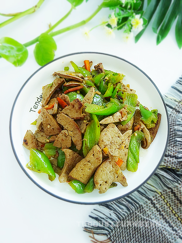 小炒羊肝的做法-咸鮮味炒菜譜-易網健康養生網 小炒羊肝的做法-咸鮮味炒菜譜