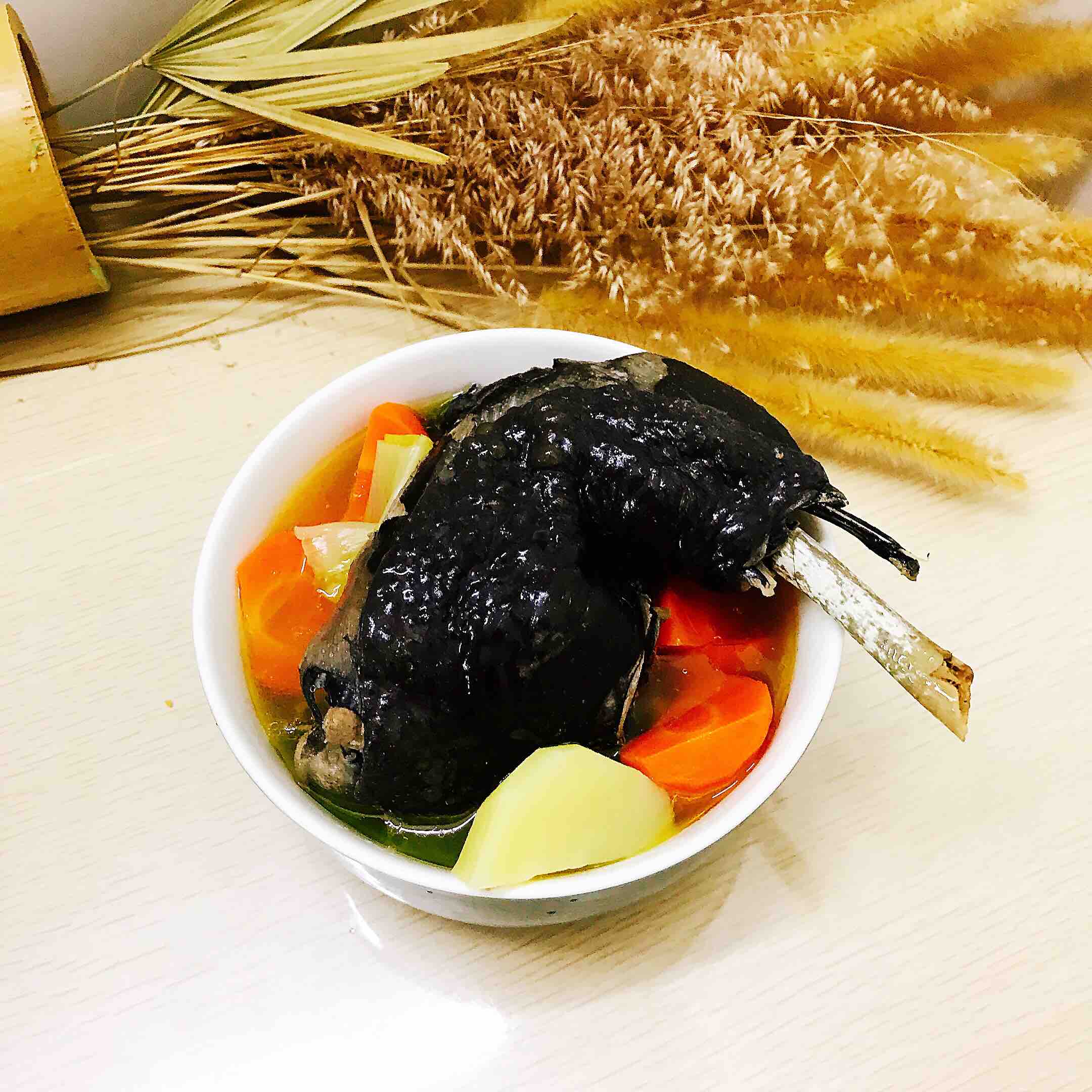 胡蘿卜燉烏雞湯的做法-咸鮮味煲菜譜-易網健康養(yǎng)生網 胡蘿卜燉烏雞湯的做法-咸鮮味煲菜譜