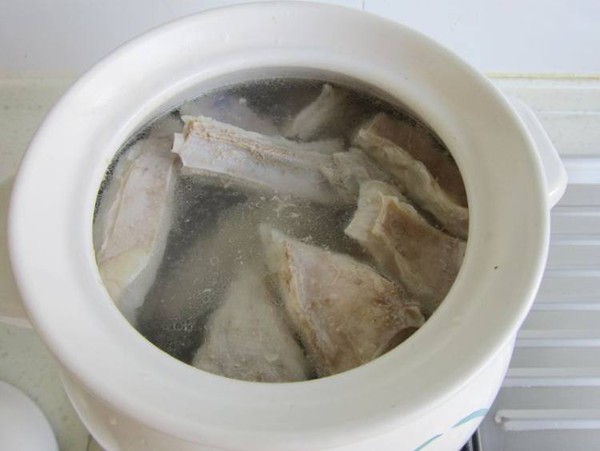羊肉納仁的做法-家常味燉菜譜-易網(wǎng)健康養(yǎng)生網(wǎng) 羊肉納仁的做法-家常味燉菜譜