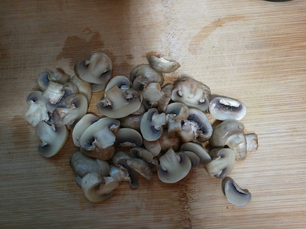 木耳口蘑熘豆腐的做法-家常味熘菜譜-易網<a href=http://m.aoa7937.com/ target=_blank class=infotextkey>健康養生</a>網 木耳口蘑熘豆腐的做法-家常味熘菜譜