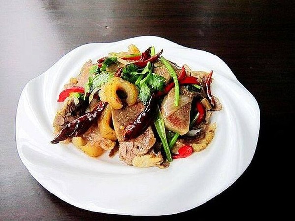 爆炒牛頭肉的做法-家常味炒菜譜-易網(wǎng)健康養(yǎng)生網(wǎng) 爆炒牛頭肉的做法-家常味炒菜譜
