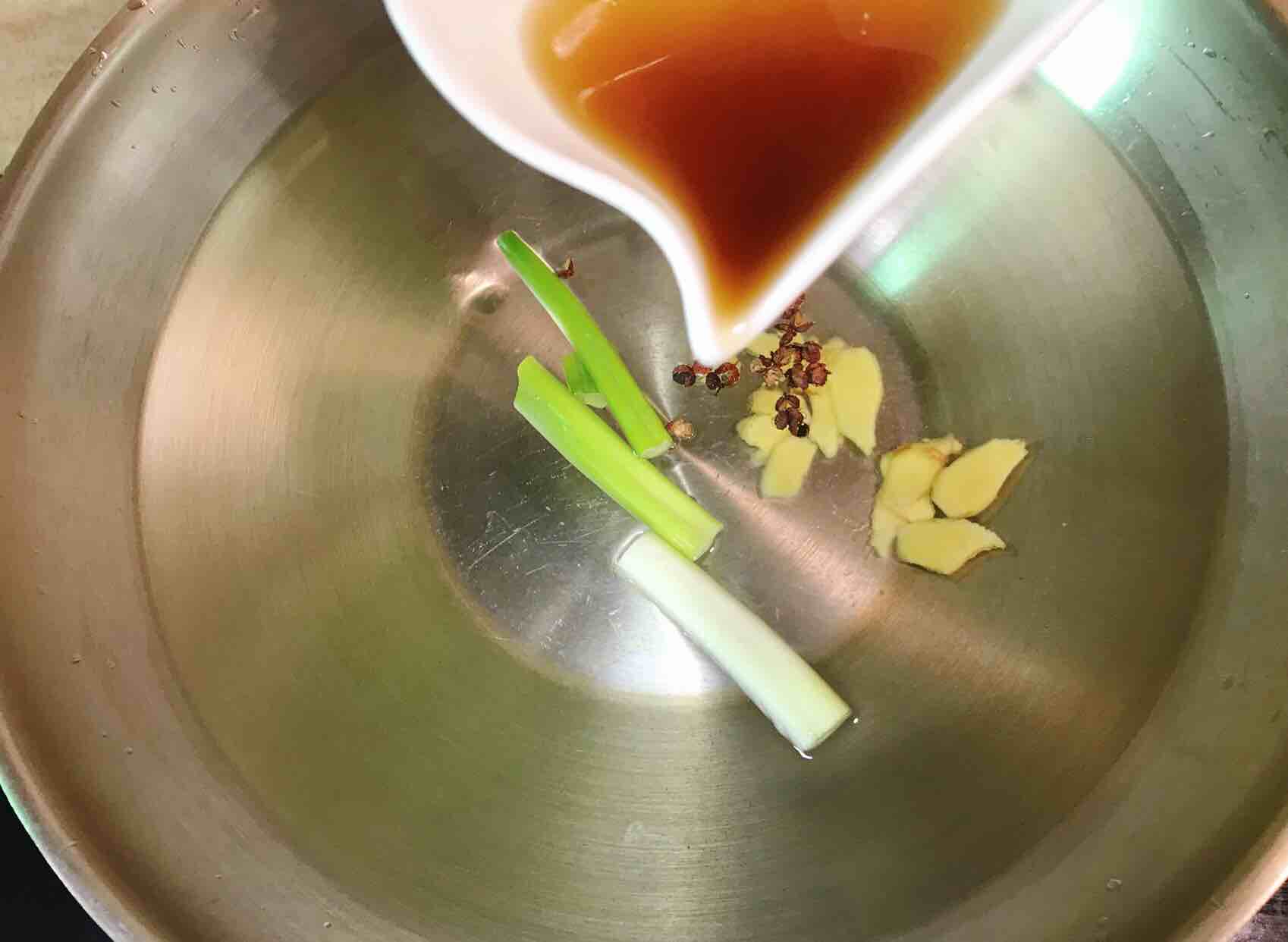 牛尾骨燉蘿卜的做法-家常味燉菜譜-易網健康養生網 牛尾骨燉蘿卜的做法-家常味燉菜譜