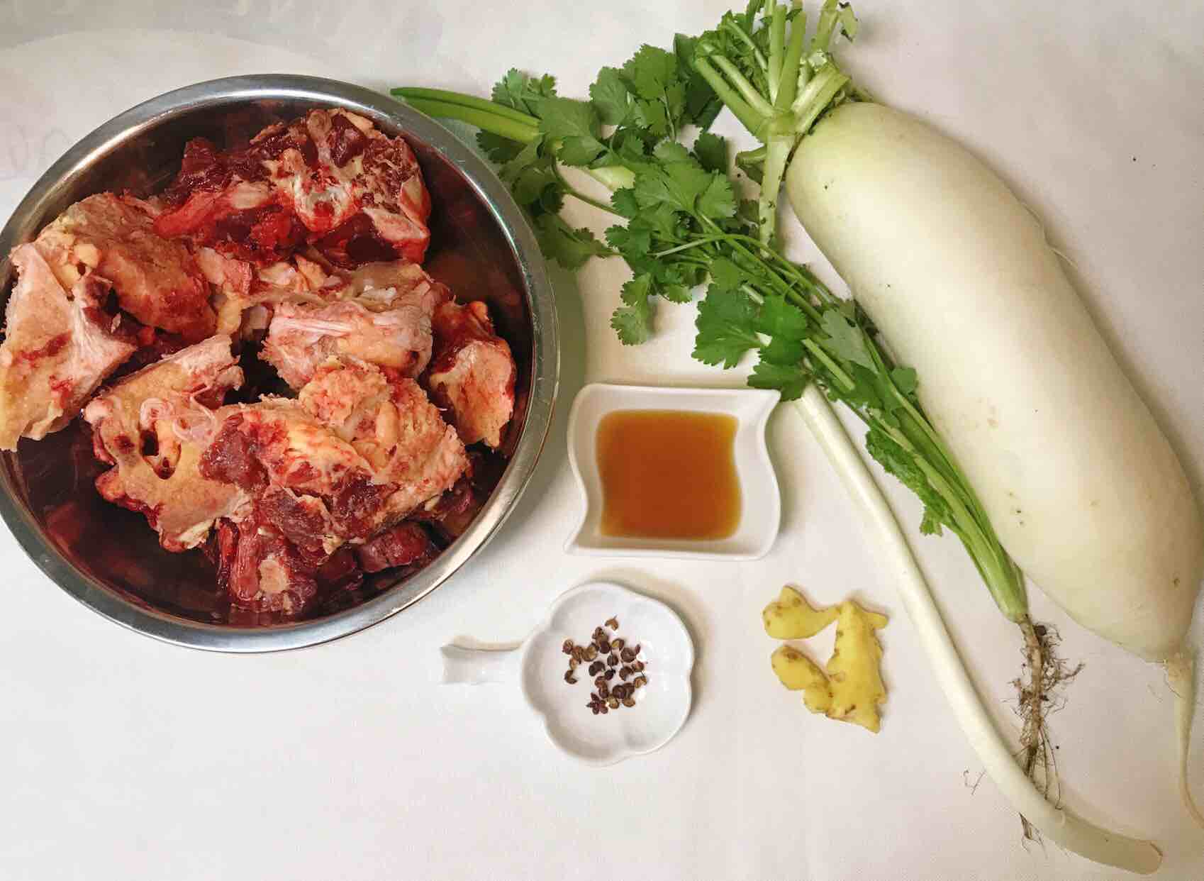 牛尾骨燉蘿卜的做法-家常味燉菜譜-易網<a href=http://m.aoa7937.com/ target=_blank class=infotextkey>健康養生</a>網 牛尾骨燉蘿卜的做法-家常味燉菜譜