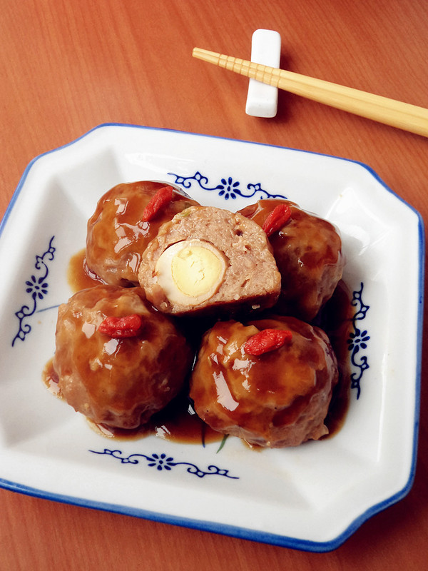 本色蒸獅子頭的做法-咸鮮味蒸菜譜