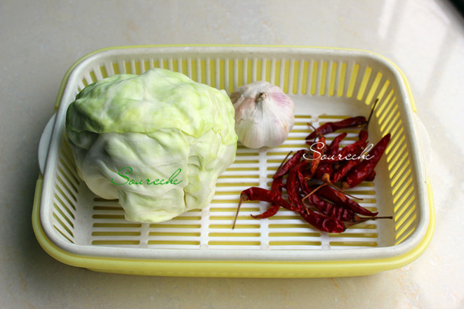 干鍋包菜的做法-麻辣味炒菜譜-易網<a href=http://m.aoa7937.com/ target=_blank class=infotextkey>健康養生</a>網 干鍋包菜的做法-麻辣味炒菜譜