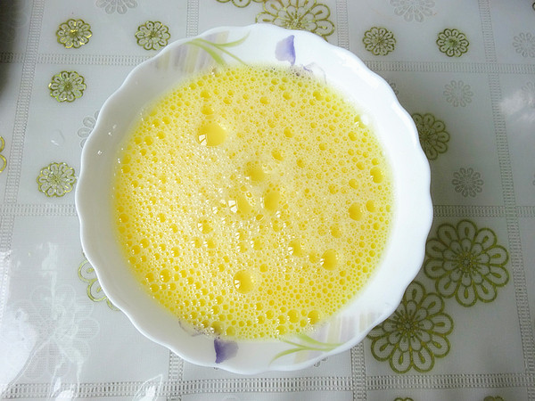海參蒸蛋的做法-咸鮮味蒸菜譜-易網健康養生網 海參蒸蛋的做法-咸鮮味蒸菜譜