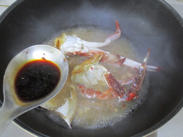 梭子蟹炒年糕的做法-咸鮮味炒菜譜-易網健康養生網 梭子蟹炒年糕的做法-咸鮮味炒菜譜