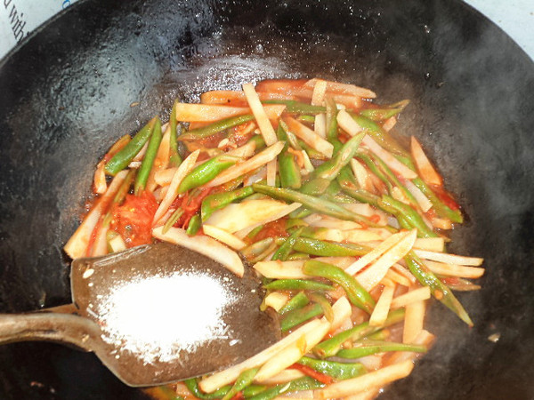 番茄炒雙豆的做法-家常味炒菜譜