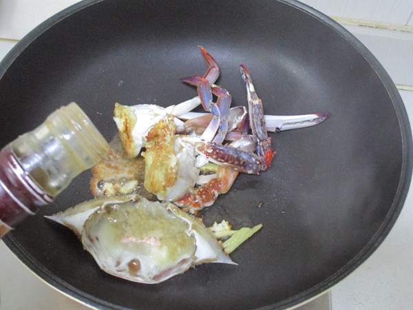 梭子蟹炒年糕的做法-咸鮮味炒菜譜-易網健康養生網 梭子蟹炒年糕的做法-咸鮮味炒菜譜
