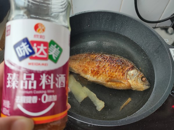 鯽魚豆腐湯的做法-咸鮮味煮菜譜-易網健康養生網 鯽魚豆腐湯的做法-咸鮮味煮菜譜