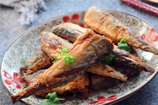 香煎秋刀魚的做法-家常味煎菜譜-易網(wǎng)健康養(yǎng)生網(wǎng) 香煎秋刀魚的做法-家常味煎菜譜