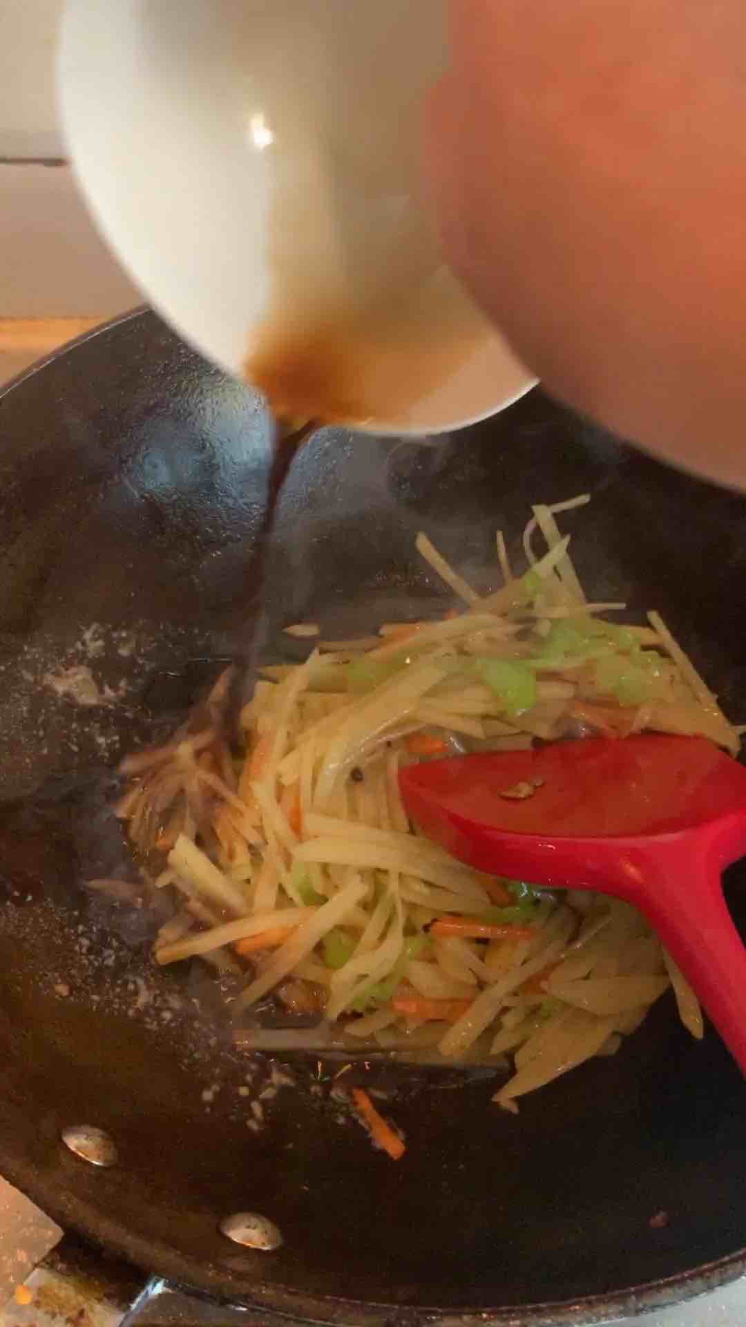 超級好吃的酸辣土豆絲的做法-香辣味炒菜譜