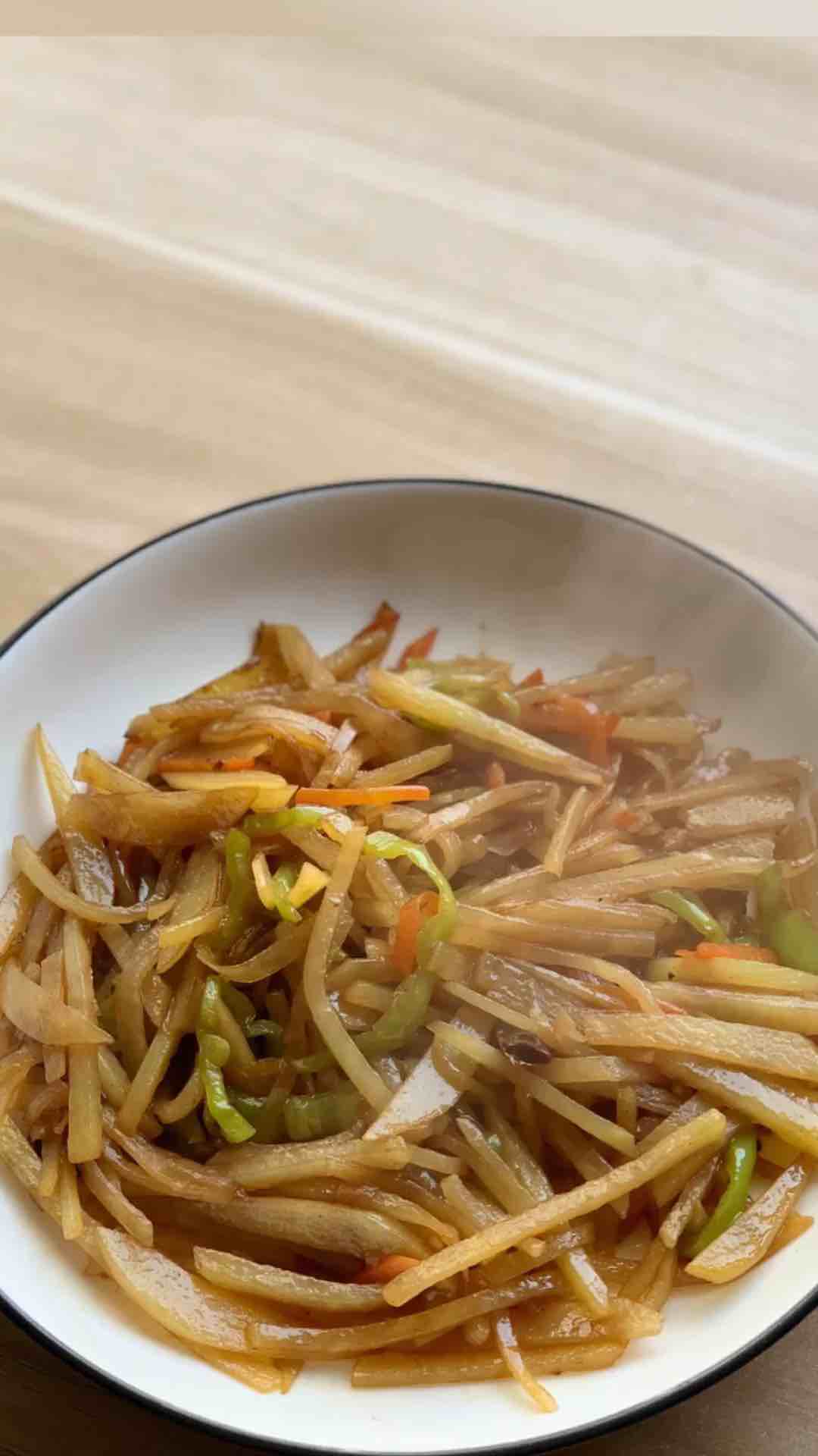 超級好吃的酸辣土豆絲的做法-香辣味炒菜譜