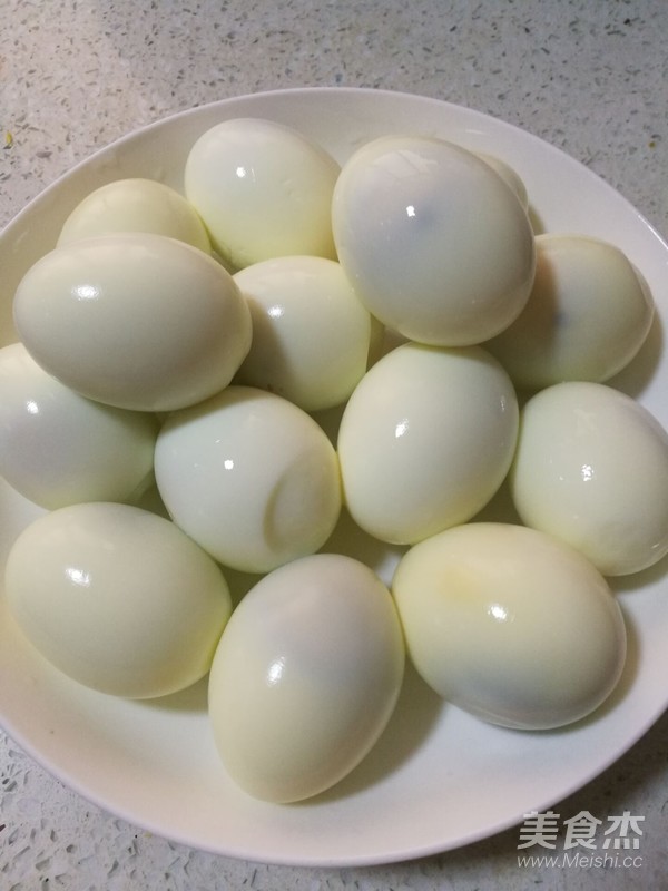 鹵蛋的做法-五香味煮菜譜-易網健康養生網 鹵蛋的做法-五香味煮菜譜