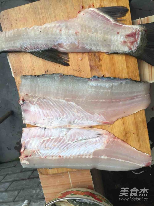 香辣水煮魚的做法-香辣味煮菜譜-易網<a href=http://m.aoa7937.com/ target=_blank class=infotextkey>健康養生</a>網 香辣水煮魚的做法-香辣味煮菜譜