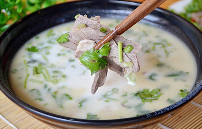 徽湘情緣羊肉湯做法的做法-家常味煮菜譜-易網(wǎng)健康養(yǎng)生網(wǎng) 徽湘情緣羊肉湯做法的做法-家常味煮菜譜