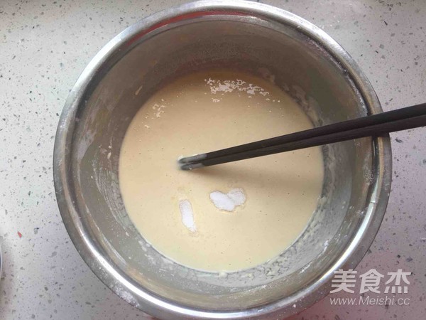 蔥花雞蛋餅的做法-蔥香味煎菜譜