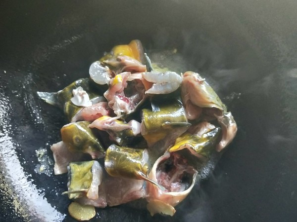 紅燒汪刺魚(yú)的做法-咸鮮味燒菜譜