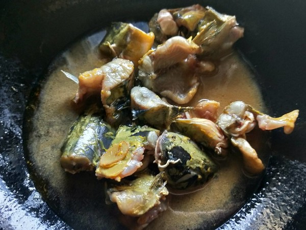 紅燒汪刺魚(yú)的做法-咸鮮味燒菜譜