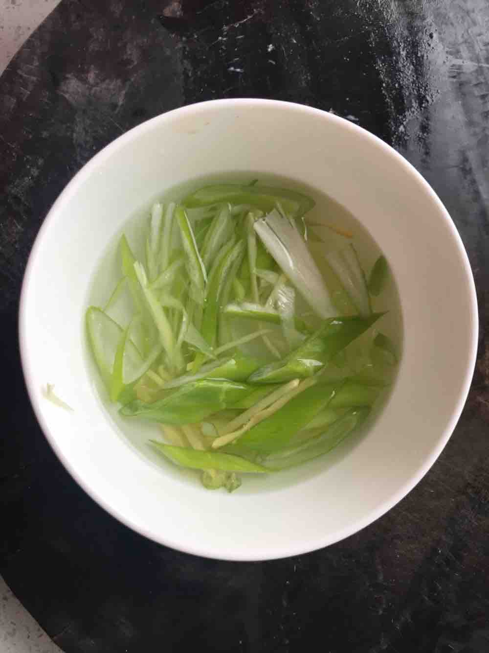 紫菜魚丸湯的做法-咸鮮味汆菜譜-易網(wǎng)<a href=http://m.aoa7937.com/ target=_blank class=infotextkey>健康養(yǎng)生</a>網(wǎng) 紫菜魚丸湯的做法-咸鮮味汆菜譜
