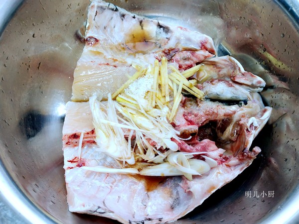 剁椒蒸魚(yú)的做法-家常味蒸菜譜