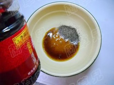 香辣牛肉醬烤肉的做法-醬香味微波菜譜
