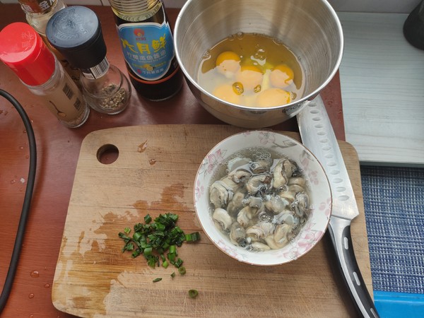 海蠣煎的做法-咸鮮味煎菜譜-易網<a href=http://m.aoa7937.com/ target=_blank class=infotextkey>健康養生</a>網 海蠣煎的做法-咸鮮味煎菜譜