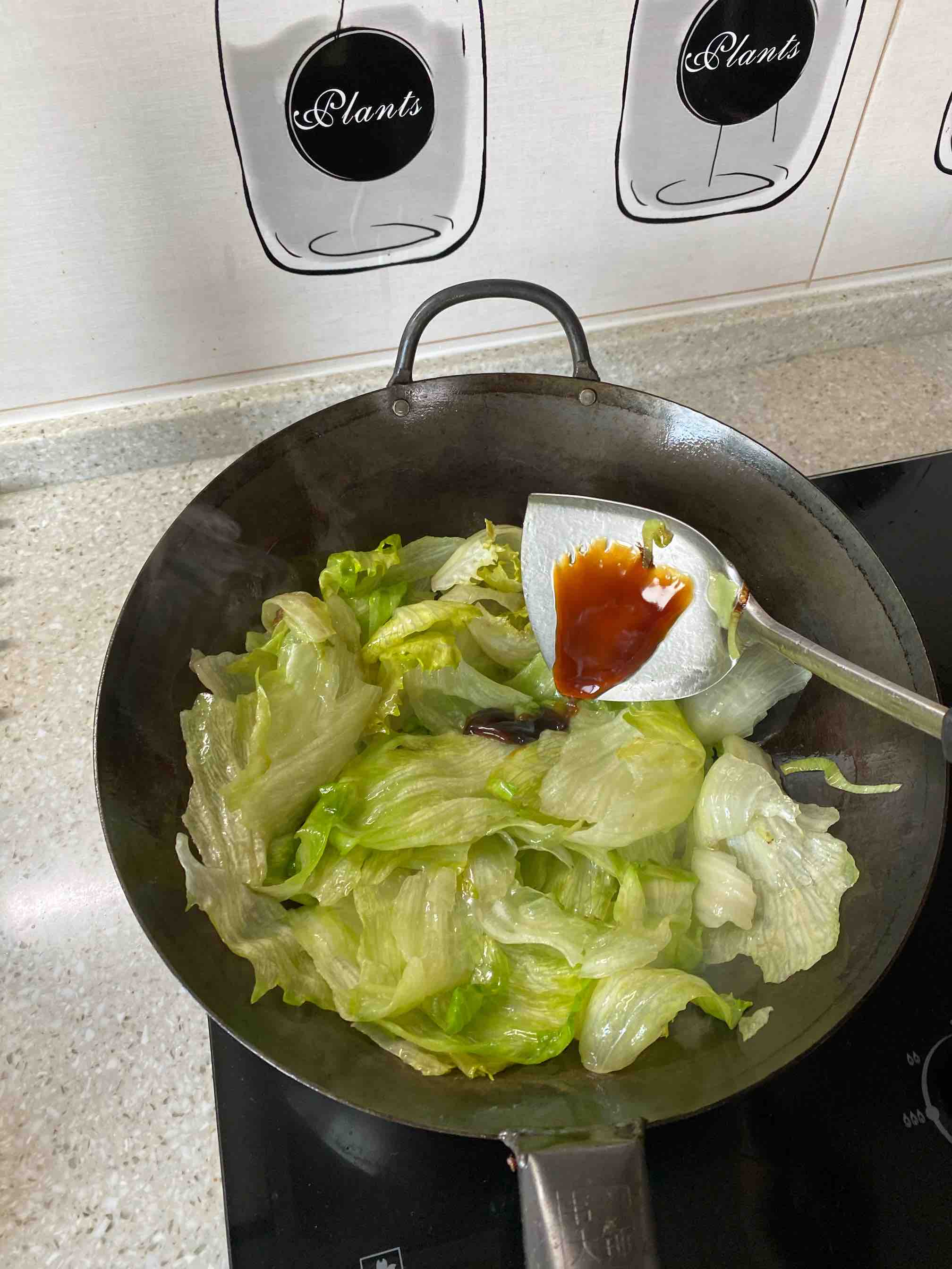 蠔油生菜的做法-家常味炒菜譜