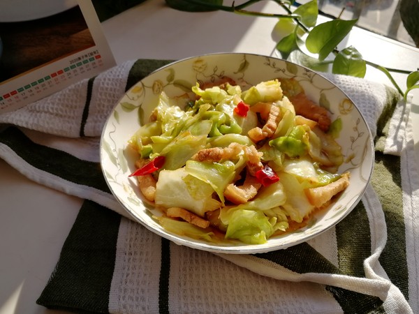 手撕包菜炒肉的做法-咸鮮味炒菜譜-易網(wǎng)健康養(yǎng)生網(wǎng) 手撕包菜炒肉的做法-咸鮮味炒菜譜