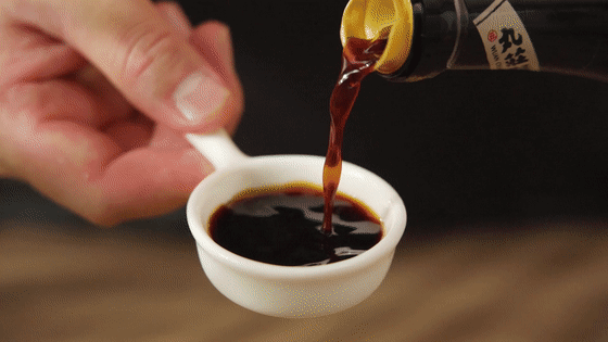 油爆河蝦【孔老師教做菜】的做法-酸甜味炒菜譜-易網(wǎng)健康養(yǎng)生網(wǎng) 油爆河蝦【孔老師教做菜】的做法-酸甜味炒菜譜