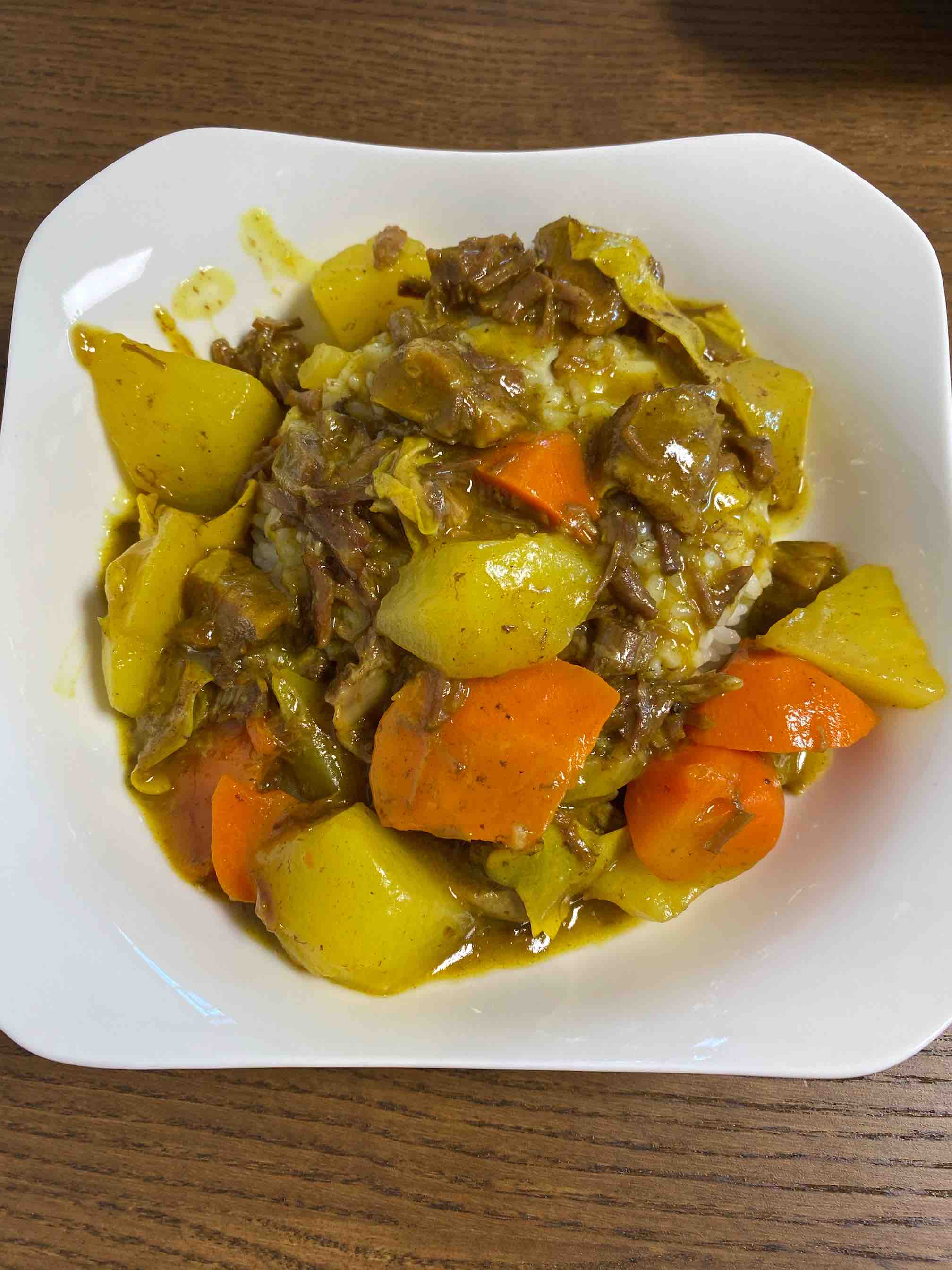 咖喱牛肉的做法-咖喱味煮菜譜-易網(wǎng)健康養(yǎng)生網(wǎng) 咖喱牛肉的做法-咖喱味煮菜譜