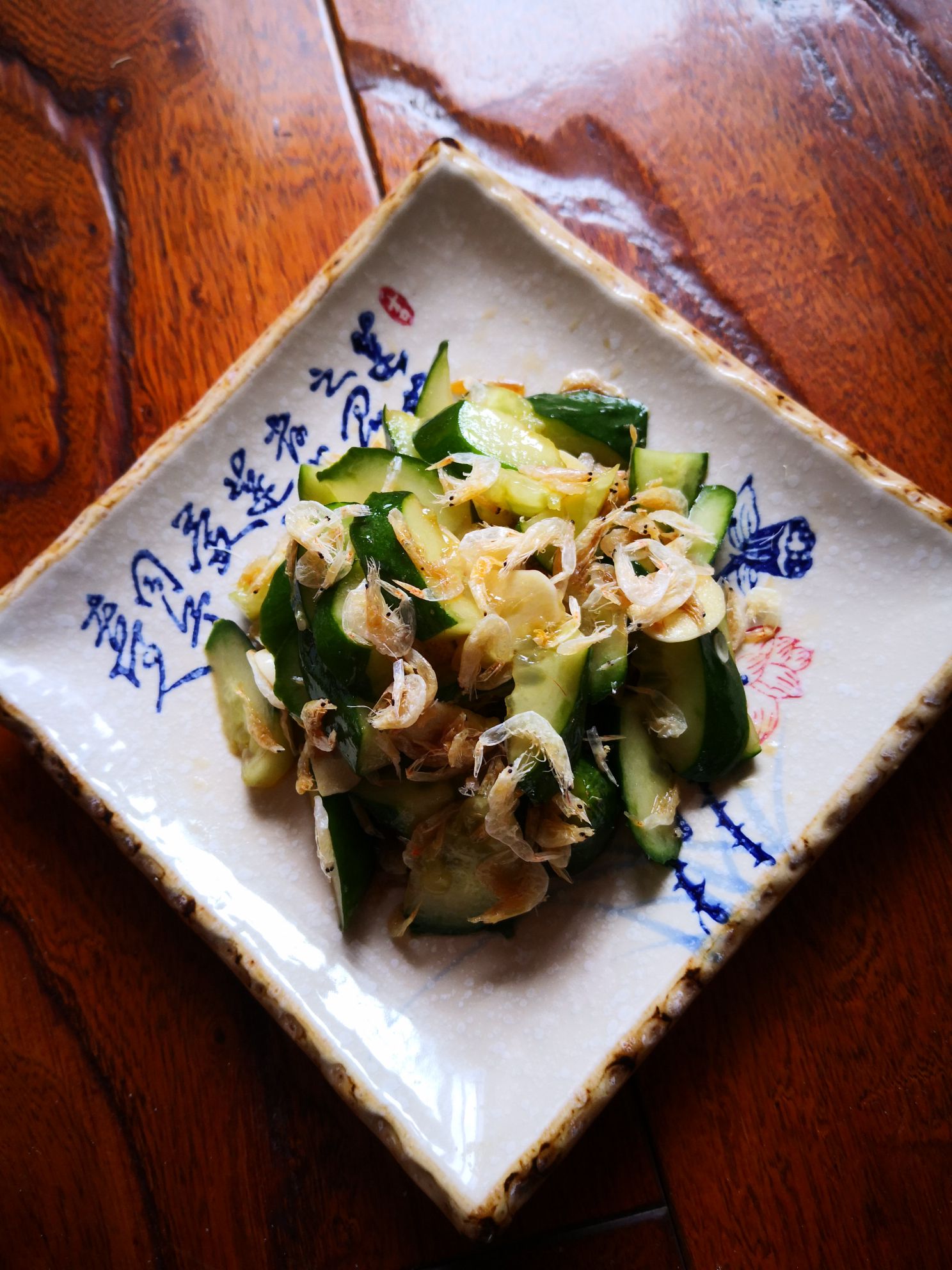 蝦皮拍黃瓜的做法-酸甜味拌菜譜-易網(wǎng)健康養(yǎng)生網(wǎng) 蝦皮拍黃瓜的做法-酸甜味拌菜譜