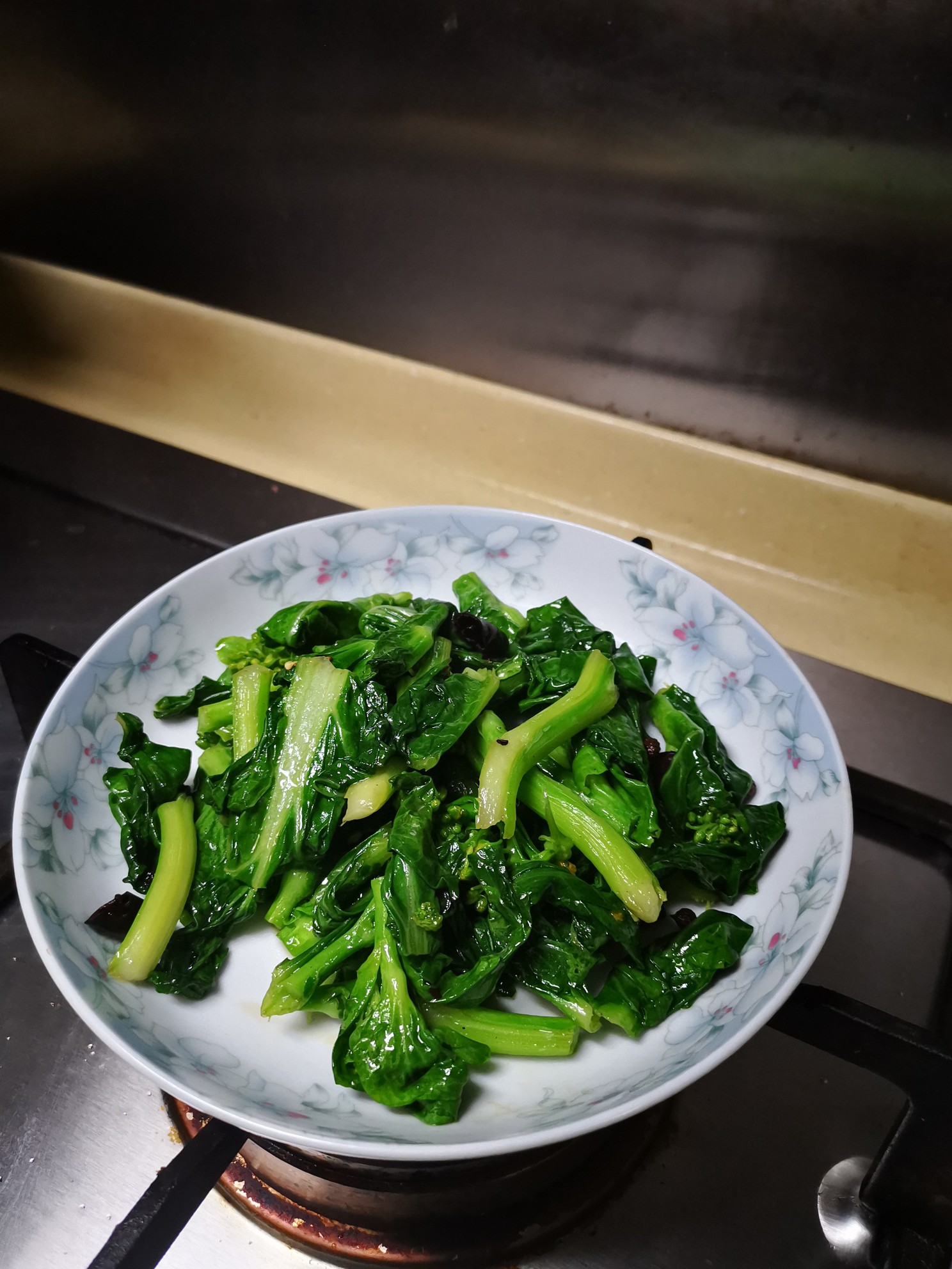 干椒炒菜苔的做法-家常味炒菜譜-易網健康養生網 干椒炒菜苔的做法-家常味炒菜譜
