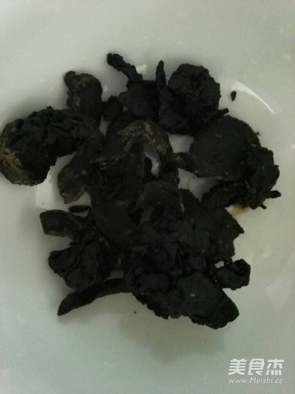 生熟地龍骨湯的做法-家常味燉菜譜-易網(wǎng)<a href=http://m.aoa7937.com/ target=_blank class=infotextkey>健康養(yǎng)生</a>網(wǎng) 生熟地龍骨湯的做法-家常味燉菜譜