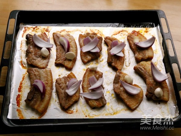 五花肉燒烤的做法-蒜香味烘焙菜譜-易網健康養生網 五花肉燒烤的做法-蒜香味烘焙菜譜