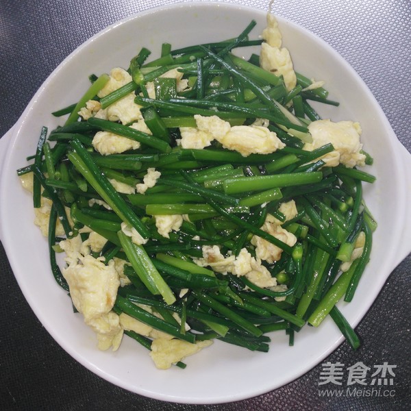 韭菜苔炒雞蛋的做法-家常味炒菜譜-易網健康養生網 韭菜苔炒雞蛋的做法-家常味炒菜譜