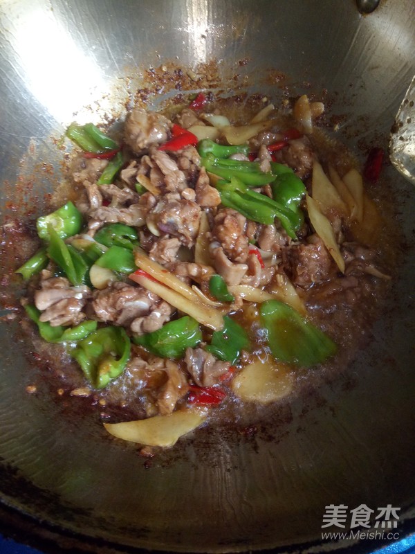 仔姜炒鴨腿的做法-咸鮮味炒菜譜-易網健康養生網 仔姜炒鴨腿的做法-咸鮮味炒菜譜