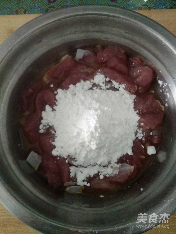糖醋里脊肉的做法-酸甜味炸菜譜-易網健康養生網 糖醋里脊肉的做法-酸甜味炸菜譜