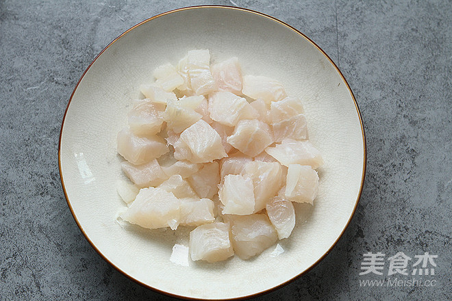 龍利魚豆腐煲的做法-家常味煮菜譜