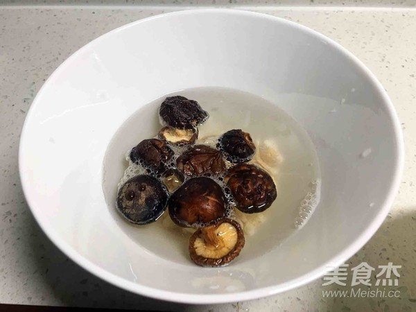 快手蘿卜羊肉煲的做法-咸鮮味煲菜譜-易網(wǎng)<a href=http://m.aoa7937.com/ target=_blank class=infotextkey>健康養(yǎng)生</a>網(wǎng) 快手蘿卜羊肉煲的做法-咸鮮味煲菜譜