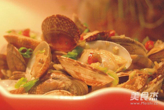 辣炒花蛤的做法-香辣味炒菜譜-易網(wǎng)健康養(yǎng)生網(wǎng) 辣炒花蛤的做法-香辣味炒菜譜