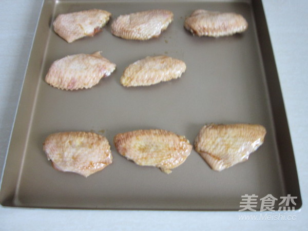 蒜香烤雞翅的做法-家常味烤菜譜-易網(wǎng)健康養(yǎng)生網(wǎng) 蒜香烤雞翅的做法-家常味烤菜譜
