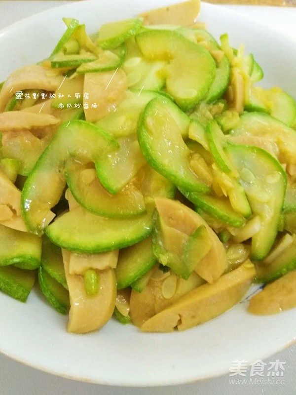 角瓜炒香腸的做法-家常味炒菜譜-易網(wǎng)健康養(yǎng)生網(wǎng) 角瓜炒香腸的做法-家常味炒菜譜