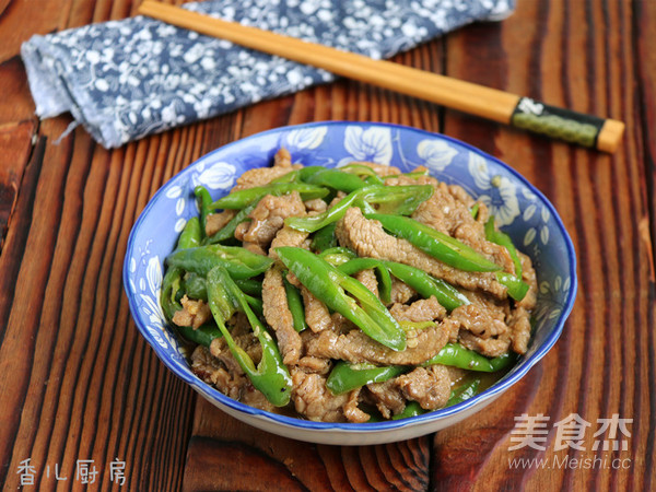 蠔油杭椒牛肉的做法-咸鮮味炒菜譜-易網(wǎng)健康養(yǎng)生網(wǎng) 蠔油杭椒牛肉的做法-咸鮮味炒菜譜