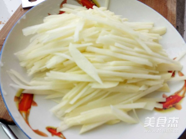 熗炒土豆絲的做法-家常味炒菜譜