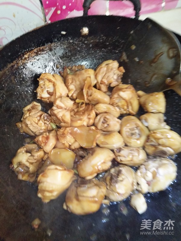 咖喱雞塊的做法-咖喱味燉菜譜-易網健康養生網 咖喱雞塊的做法-咖喱味燉菜譜