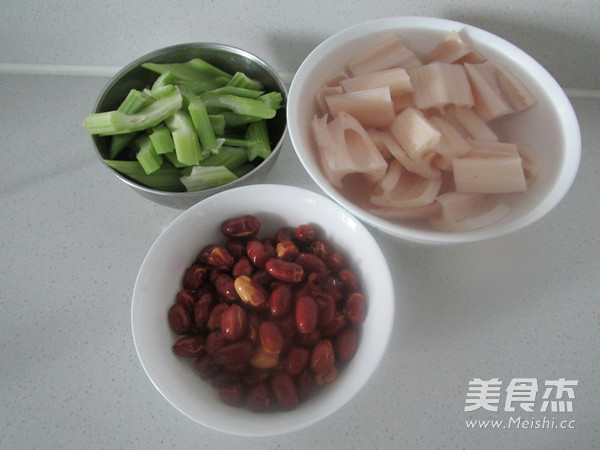 干鍋雞翅蝦的做法-香辣味燒菜譜-易網(wǎng)健康養(yǎng)生網(wǎng) 干鍋雞翅蝦的做法-香辣味燒菜譜