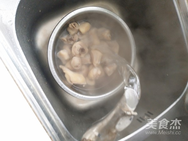 咖喱雞塊的做法-咖喱味燉菜譜-易網健康養生網 咖喱雞塊的做法-咖喱味燉菜譜