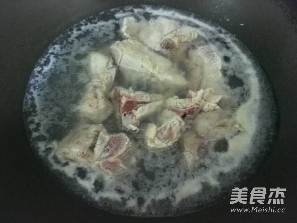 生熟地龍骨湯的做法-家常味燉菜譜-易網(wǎng)健康養(yǎng)生網(wǎng) 生熟地龍骨湯的做法-家常味燉菜譜