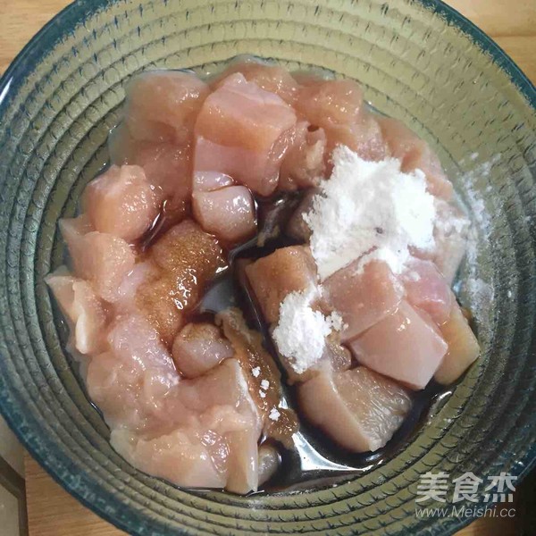 宮保雞丁的做法-酸甜味炒菜譜-易網(wǎng)健康養(yǎng)生網(wǎng) 宮保雞丁的做法-酸甜味炒菜譜
